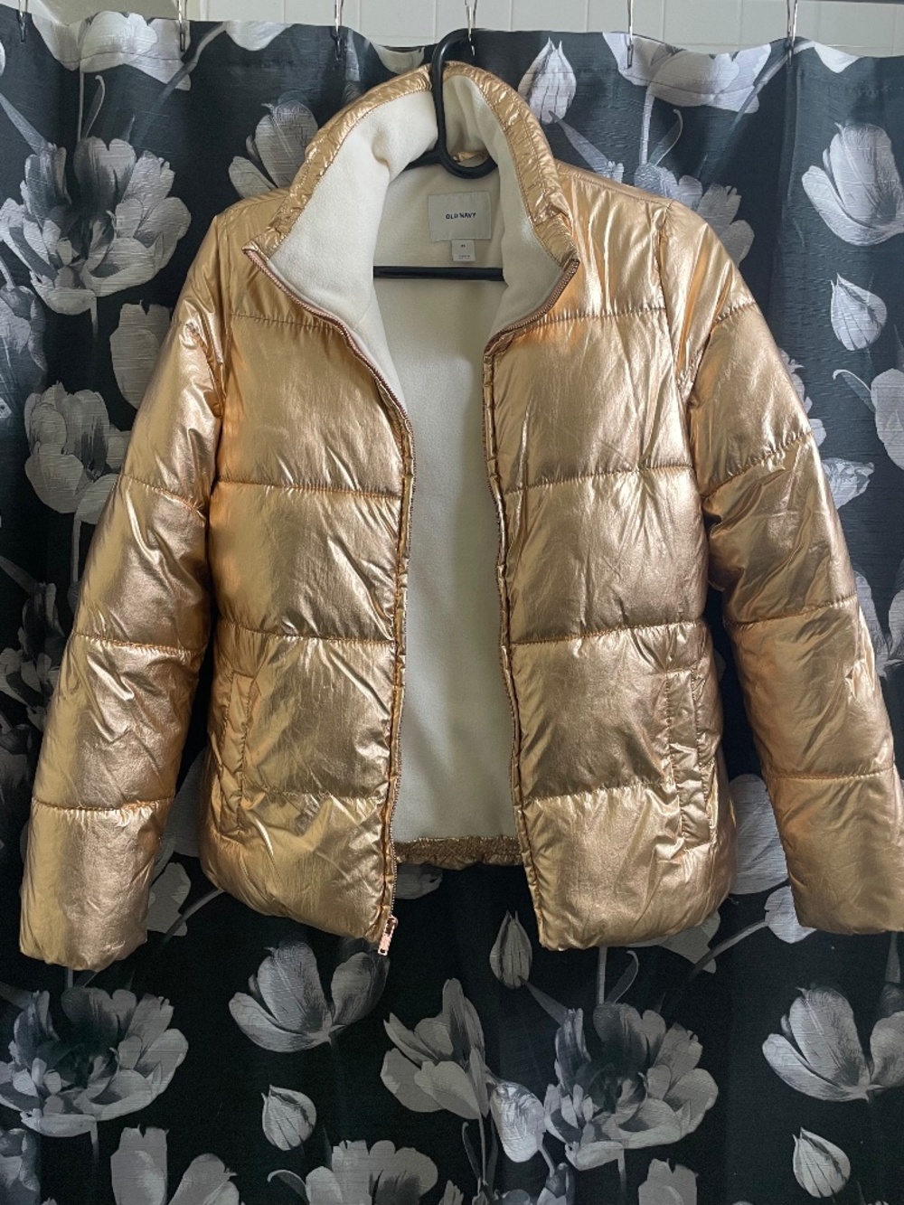 Old navy rosegold puffer jacket women Size extra small